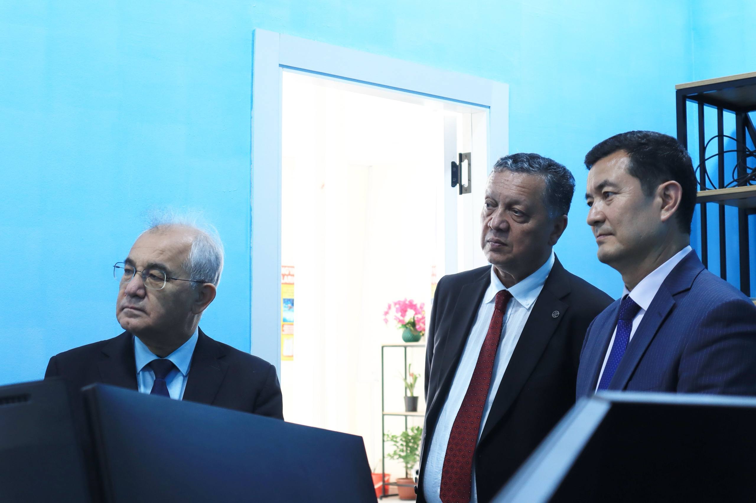 Обсуждение с гостями и руководством университета